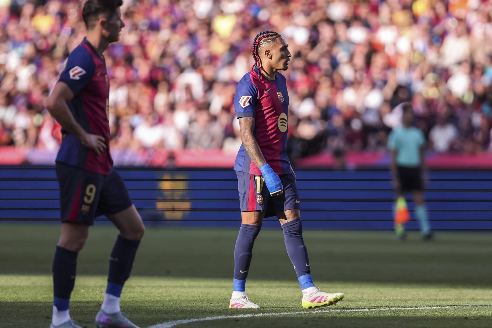 Raphinha y Nico Williams: Un Dilema Estratégico para Hansi Flick en el FC Barcelona
