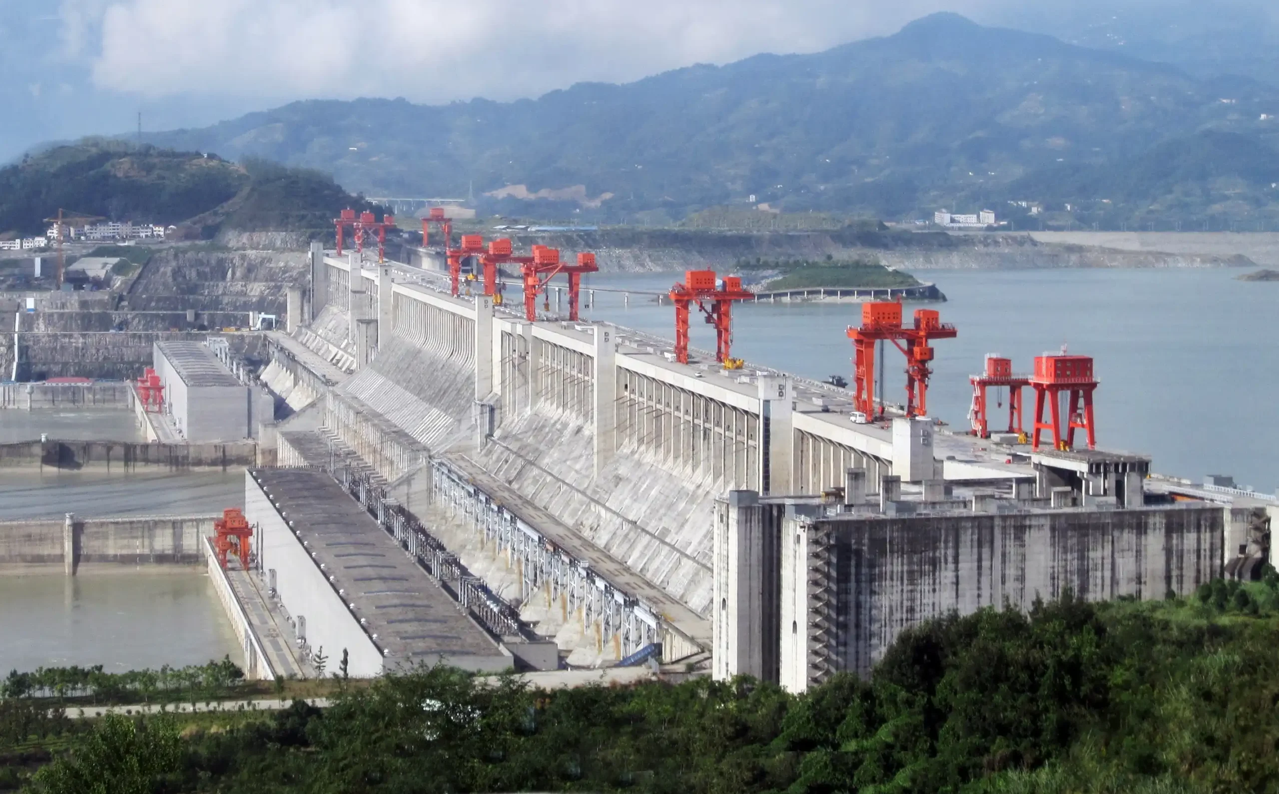 La Megapresa de China: Implicaciones y Controversias en el Sur de Asia