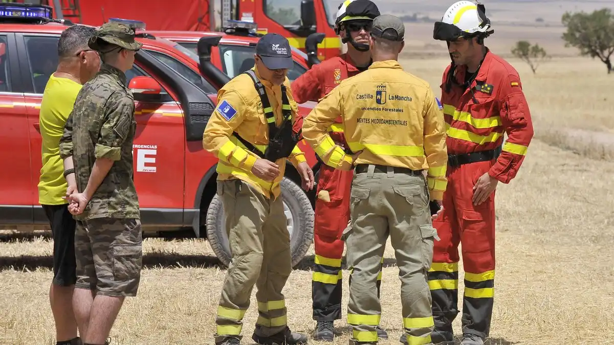 La Llamada a la Acción: El Papel del Ejército en la Lucha Contra los Incendios Forestales