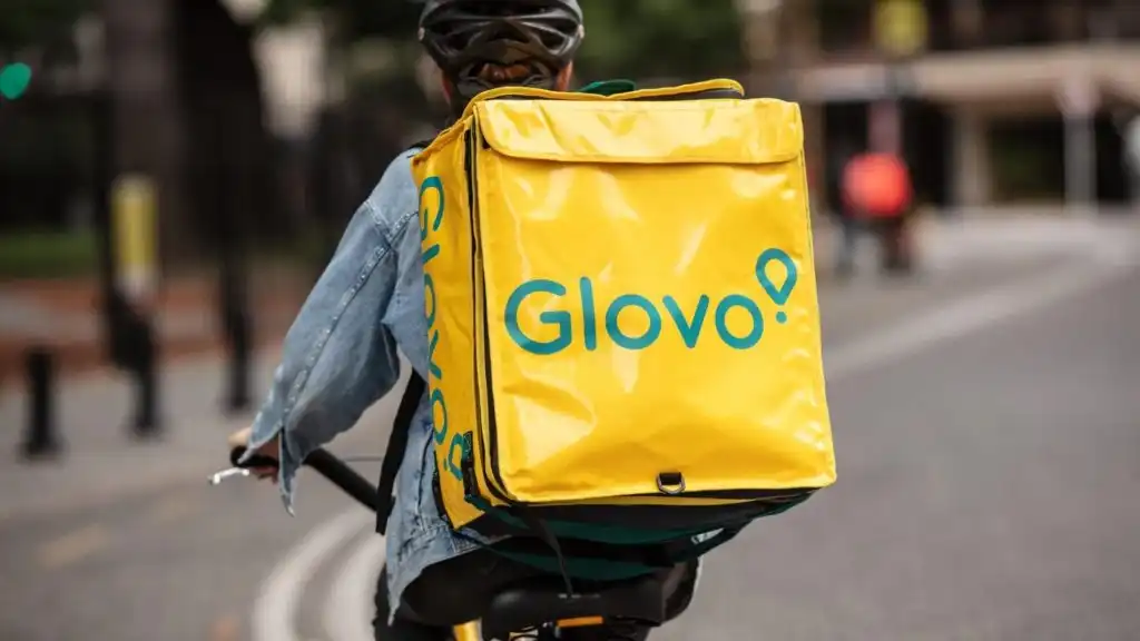 Desafíos Legales y Financieros de Glovo en España: Un Futuro Incierto