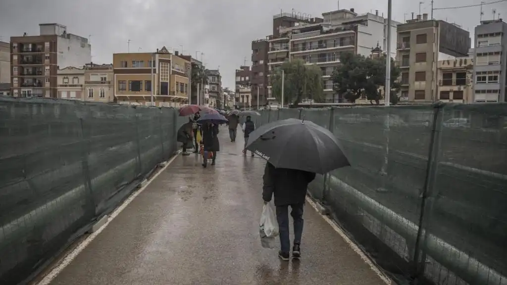Intensas Lluvias en la Comunitat Valenciana: Alerta y Precauciones