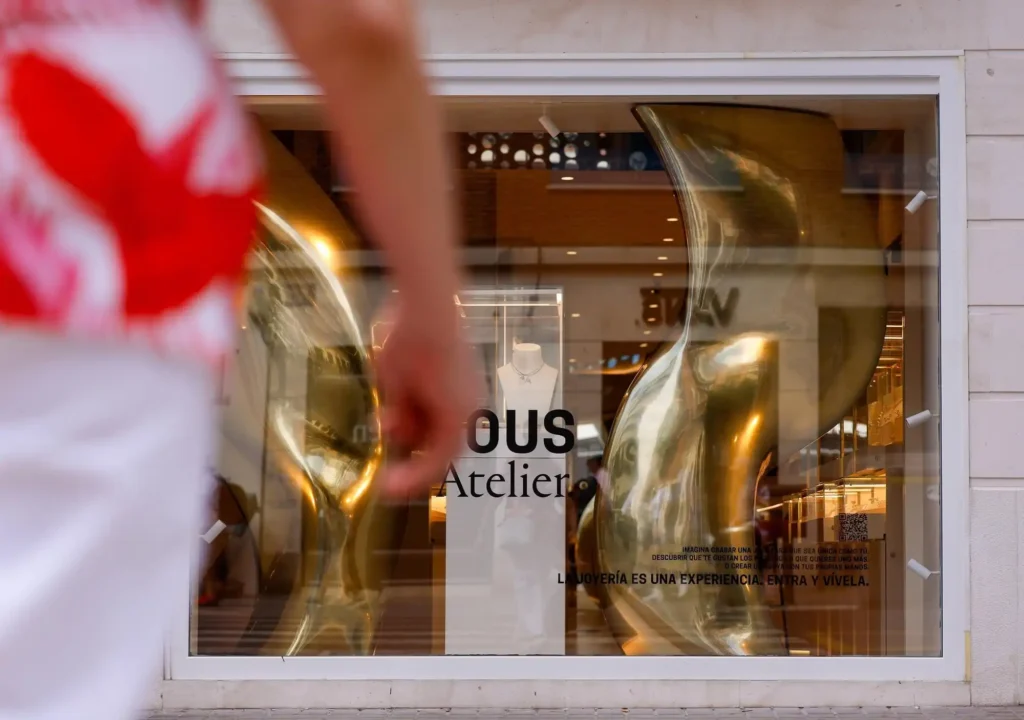 El Resurgir del Oro: Inversores Valencianos Apuestan por el Metal Precioso