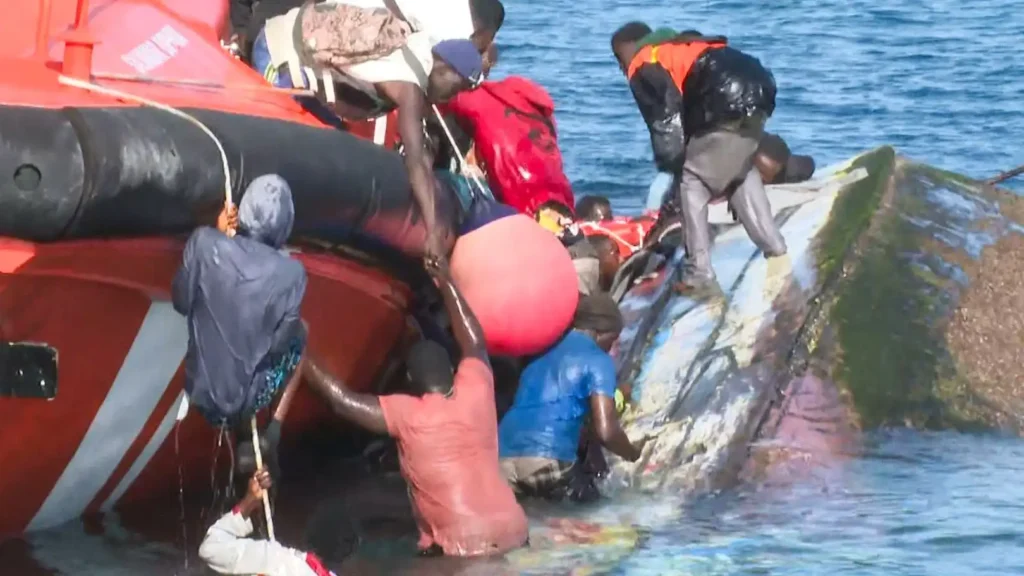 Tragedia en el Mar: La Matanza de Inmigrantes en un Cayuco