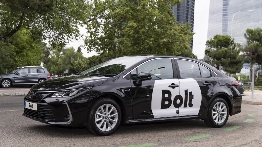 Bolt Inicia Operaciones de VTC en A Coruña con Flota Eléctrica