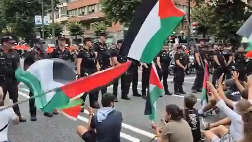 Protestas en Pontevedra: La Vuelta a España y la Controversia por el Equipo Israelí