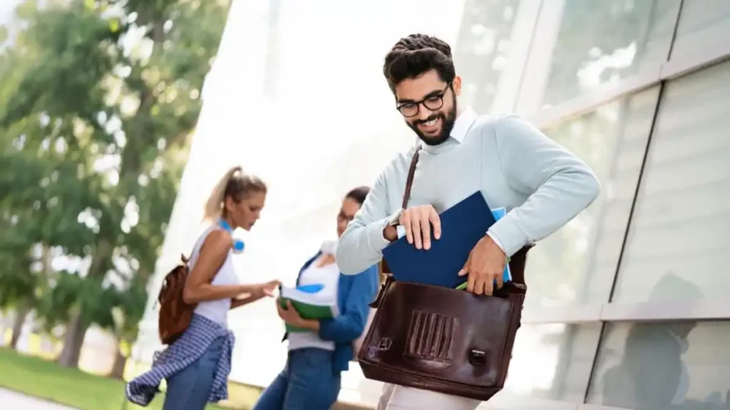 La FP Dual en Seguros: Una Oportunidad para el Futuro Profesional de los Jóvenes