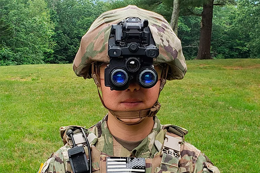 Innovaciones Chinas en Tecnología Militar: Gafas de Realidad Aumentada para Tanques