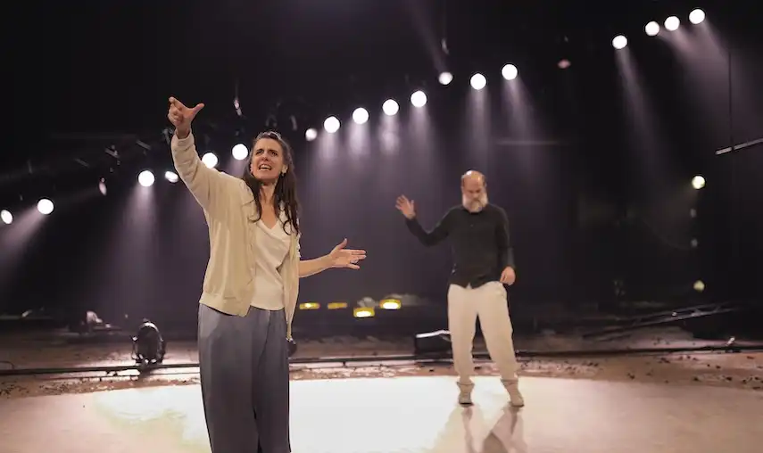 La Innovadora Obra ‘Barbados en 2022’ Llega al Festival Internacional de Teatro de Badajoz