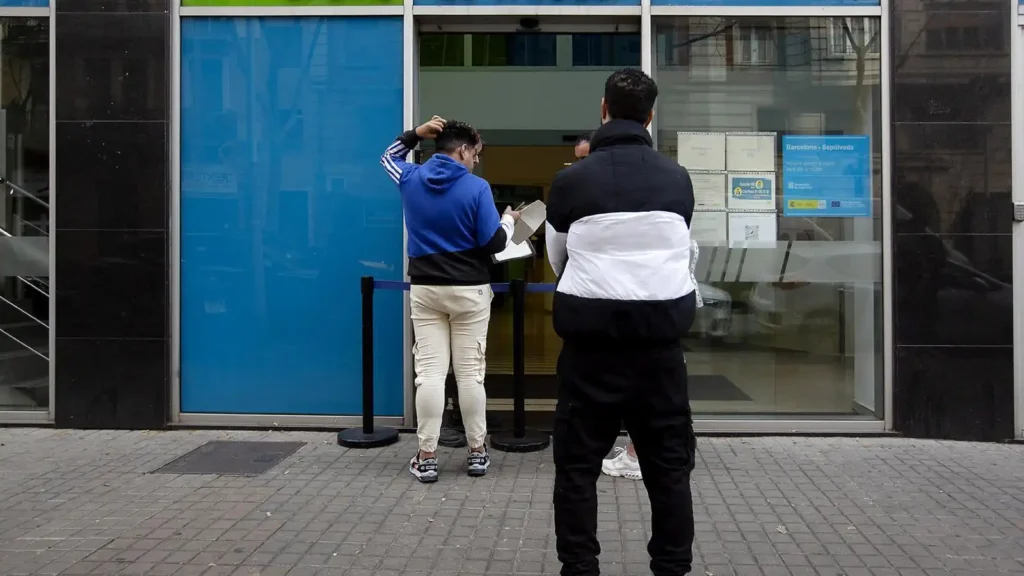 El Mercado Laboral Catalán: Un Verano de Desafíos y Oportunidades