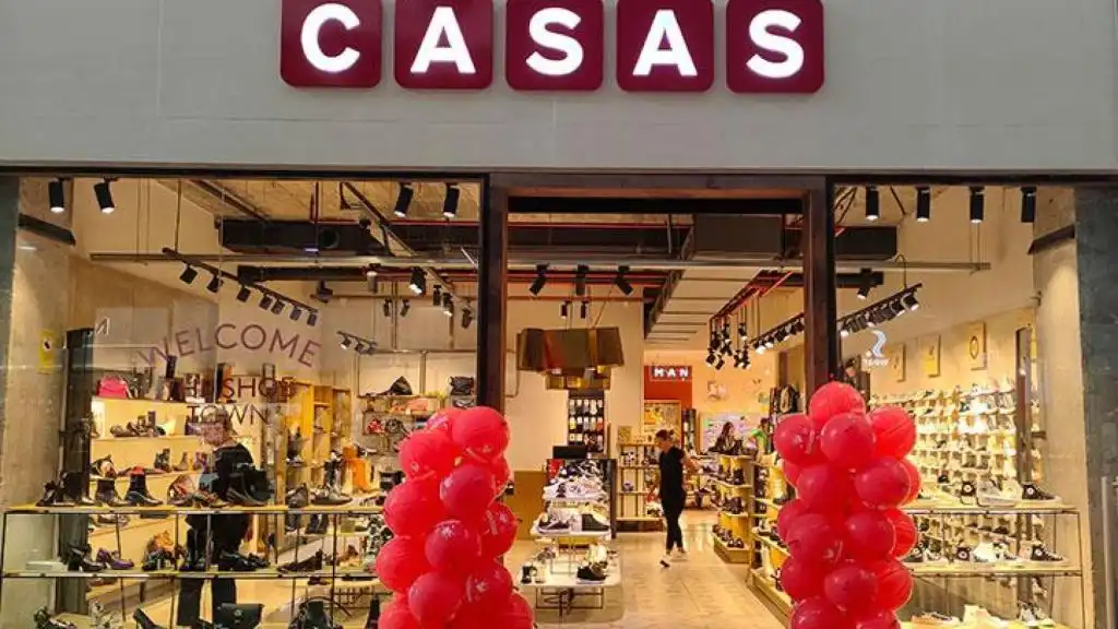 Éxito Rotundo en el Outlet Temporal de Zapaterías Casas en Barcelona