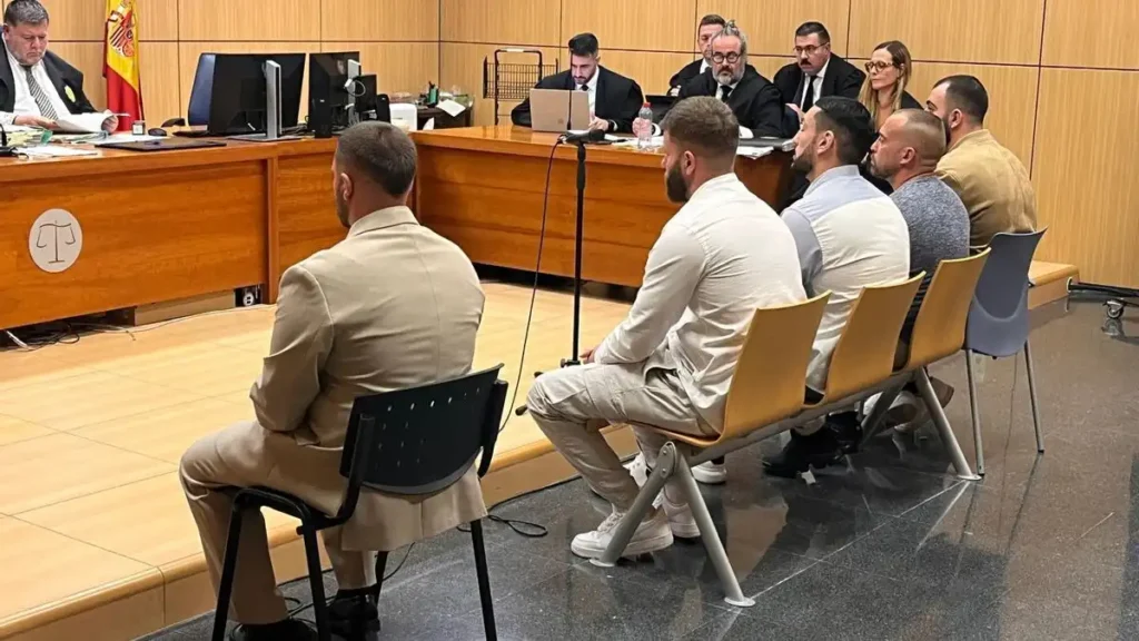 Violencia en Sueca: Un Tiroteo y sus Consecuencias Legales