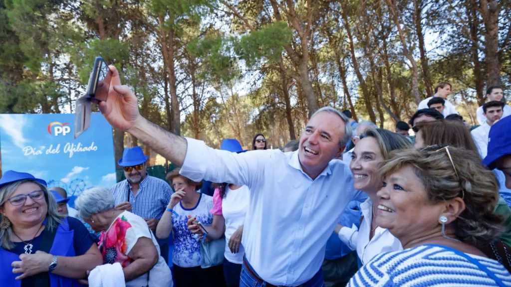 Celebración del Día del Afiliado del PP en Aragón: Un Encuentro de Militantes y Actividades
