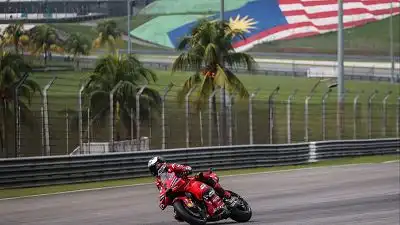 Pecco Bagnaia Brilla en Malasia: Dominio y Éxitos en el Circuito de Sepang