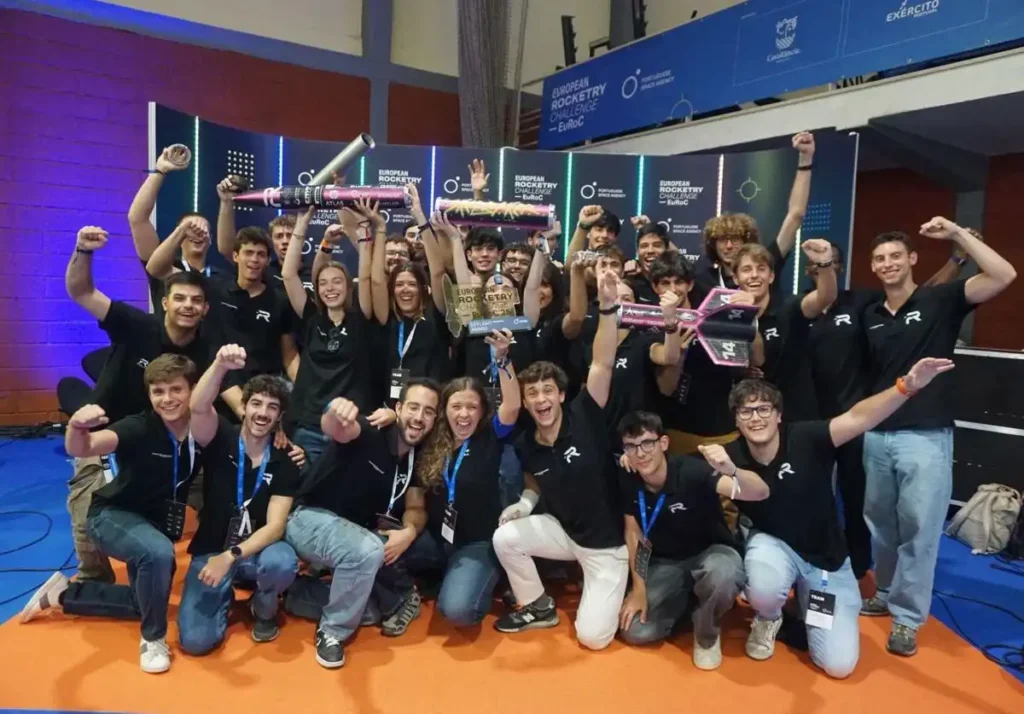 Estudiantes de la UPV Logran un Hito en el European Rocketry Challenge 2025