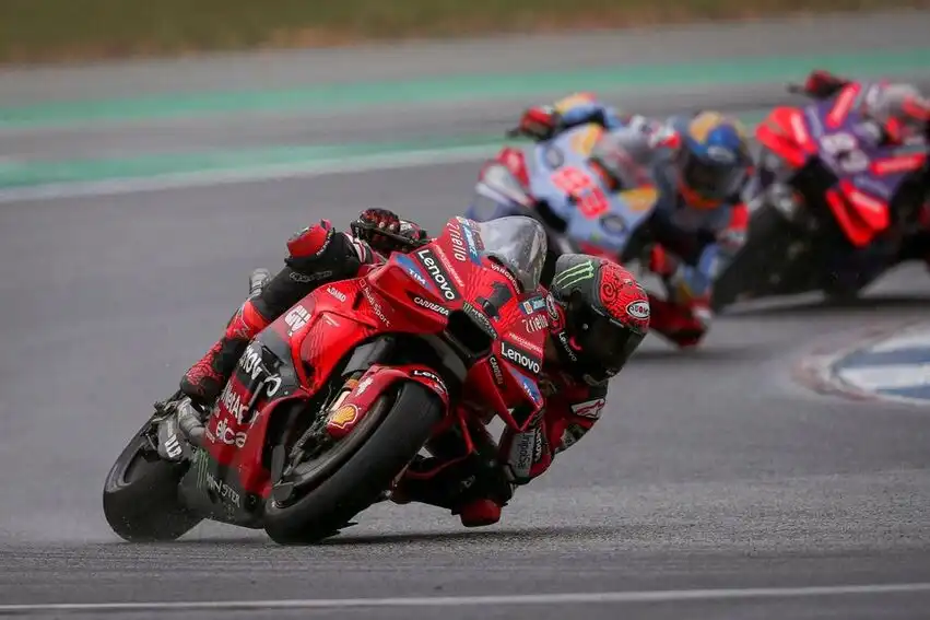 Dominio Total: Pecco Bagnaia Brilla en el Gran Premio de Malasia