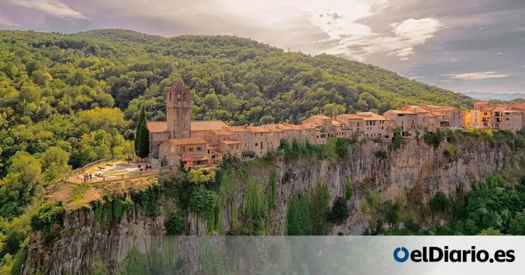 Pueblos Suspendidos: La Belleza de la Arquitectura en Altura