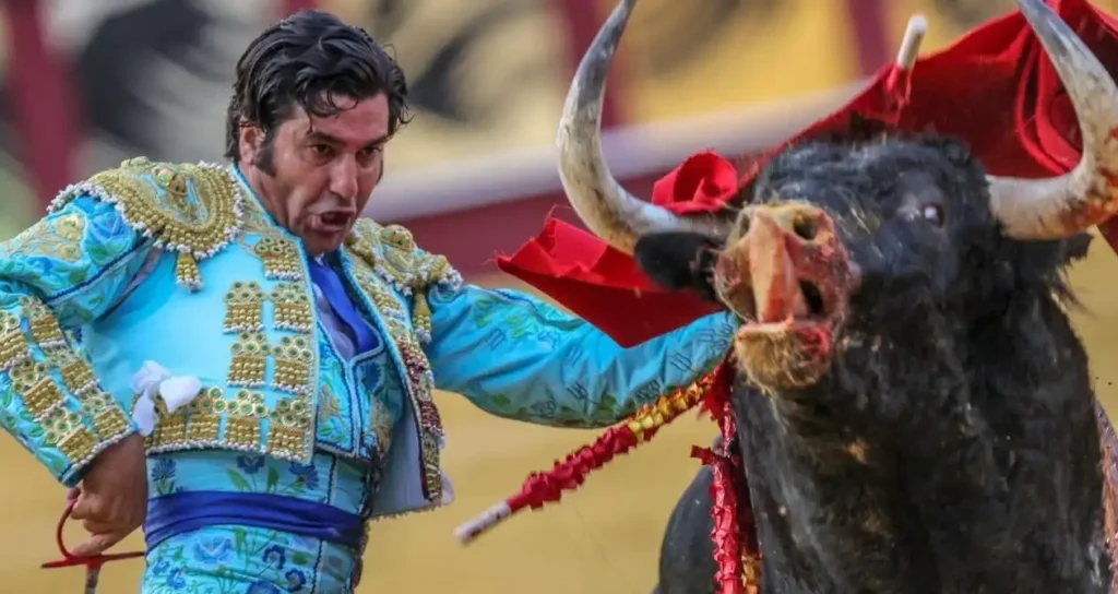 La Transformación del Toreo: De Arte a Espectáculo