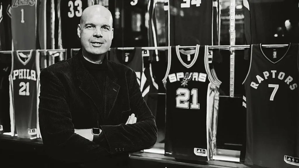 La Transformación de Ferran Martínez: De Estrella del Baloncesto a Innovador Empresarial