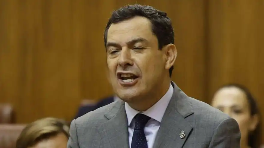 La Transformación de Juanma Moreno: De la Euforia a la Crisis Sanitaria