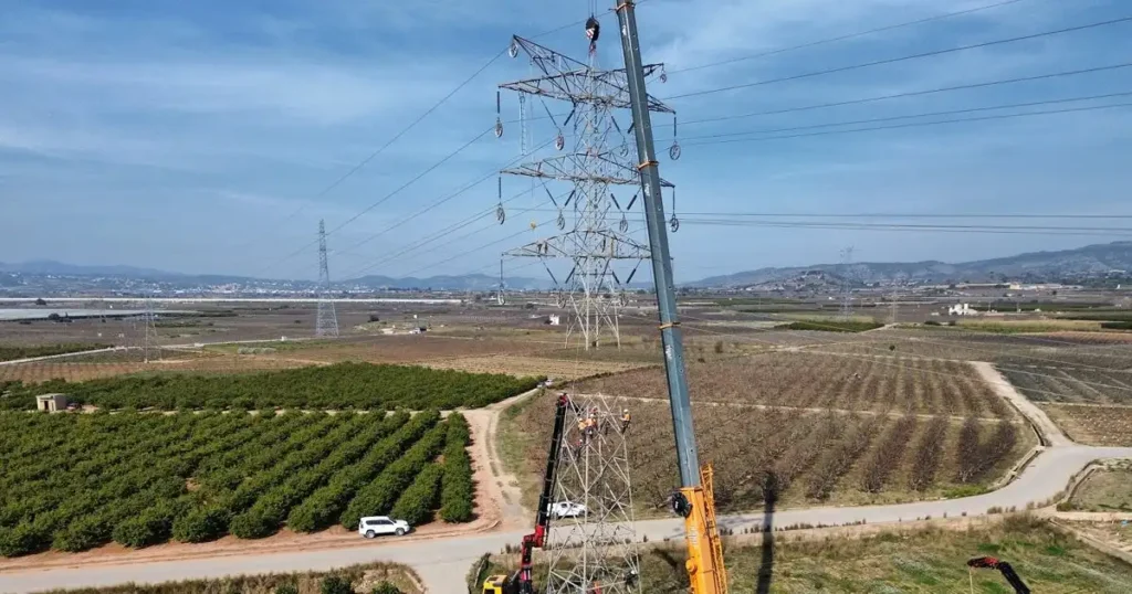 Iberdrola Avanza en la Modernización de la Red Eléctrica Afectada por la Dana