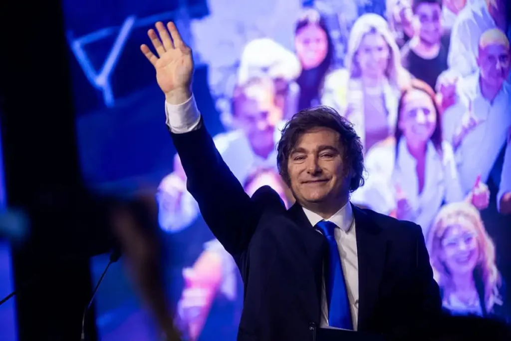 Javier Milei y su Impactante Victoria Electoral en Argentina