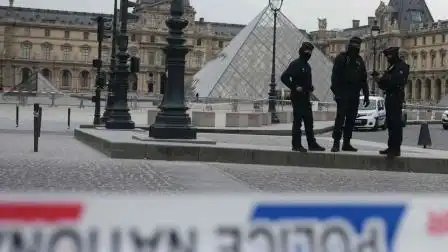 Detenciones Clave en el Robo del Louvre: El Papel del ADN en la Investigación