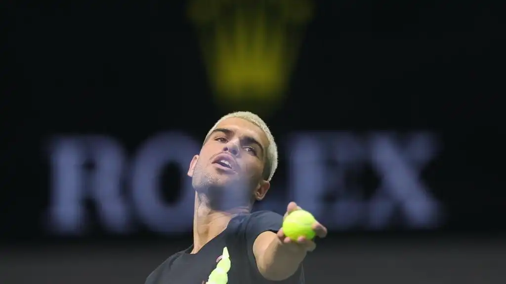 Carlos Alcaraz: Un Año de Éxitos y Nuevos Retos en el Tenis