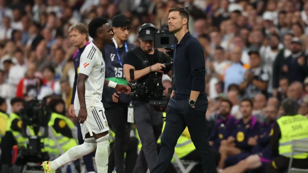 La Controversia de Vinicius: Emociones y Reacciones en el Clásico