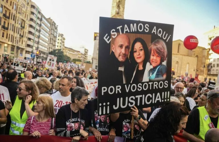 Demandas de Justicia y Dignidad: Un Año Tras la Tragedia de la DANA en Valencia