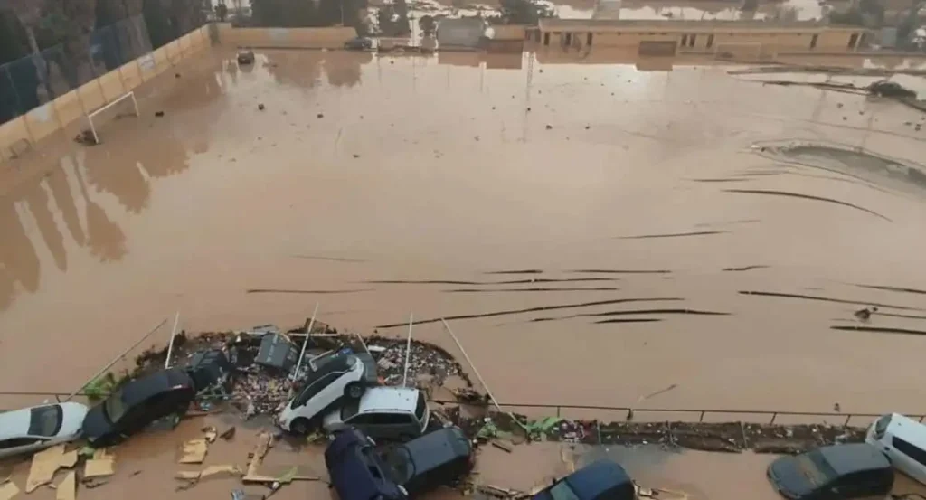La Larga Espera de los Clubes de Fútbol Tras la Dana: Un Año de Promesas Vacías