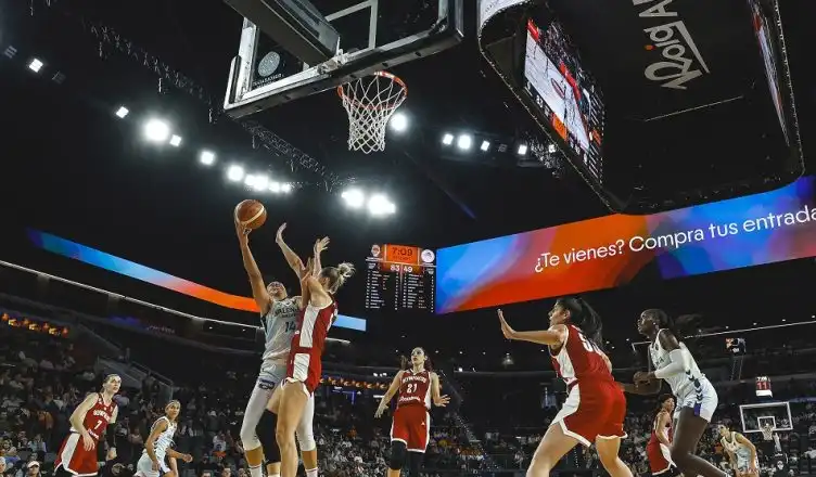 Dominio Total: Valencia Basket Femenino Brilla en un Encuentro Memorable