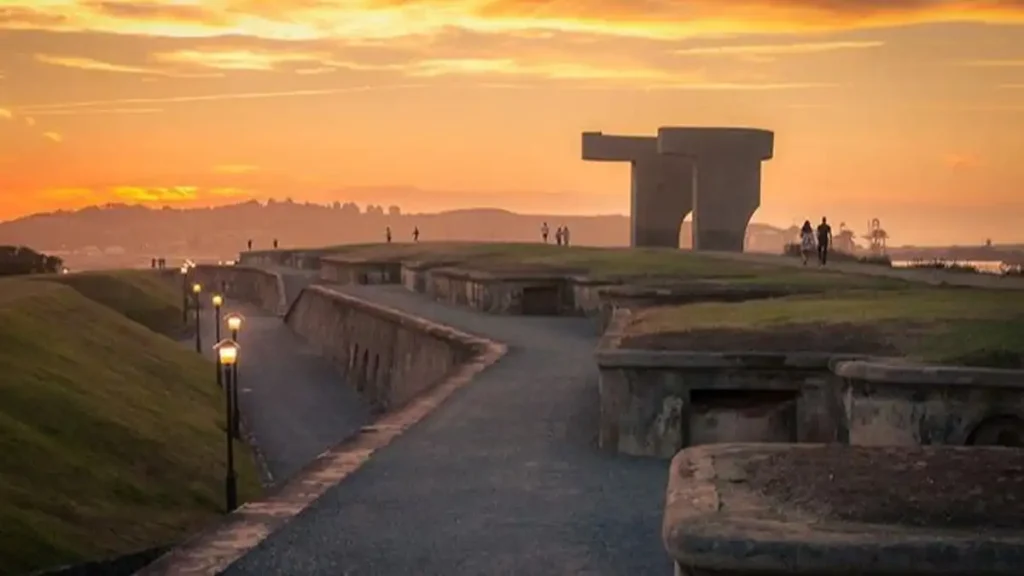 Descubre Gijón: Un Fin de Semana entre Mar y Tradición