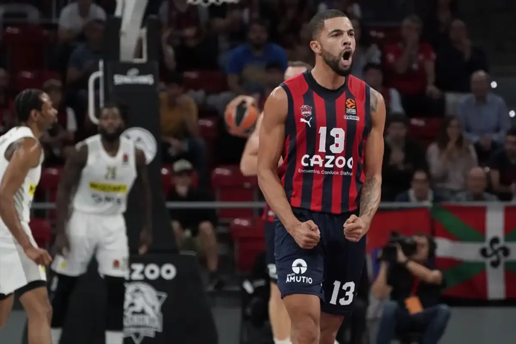 Darius Thompson y su Mate Espectacular: Un Momento Inolvidable en la Euroliga