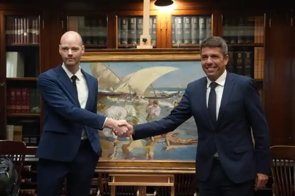 València y la Hispanic Society: Un Acuerdo Cultural en Marcha