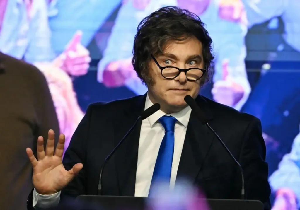 Cambios en el Gabinete de Milei y la Crisis del PRO en Argentina