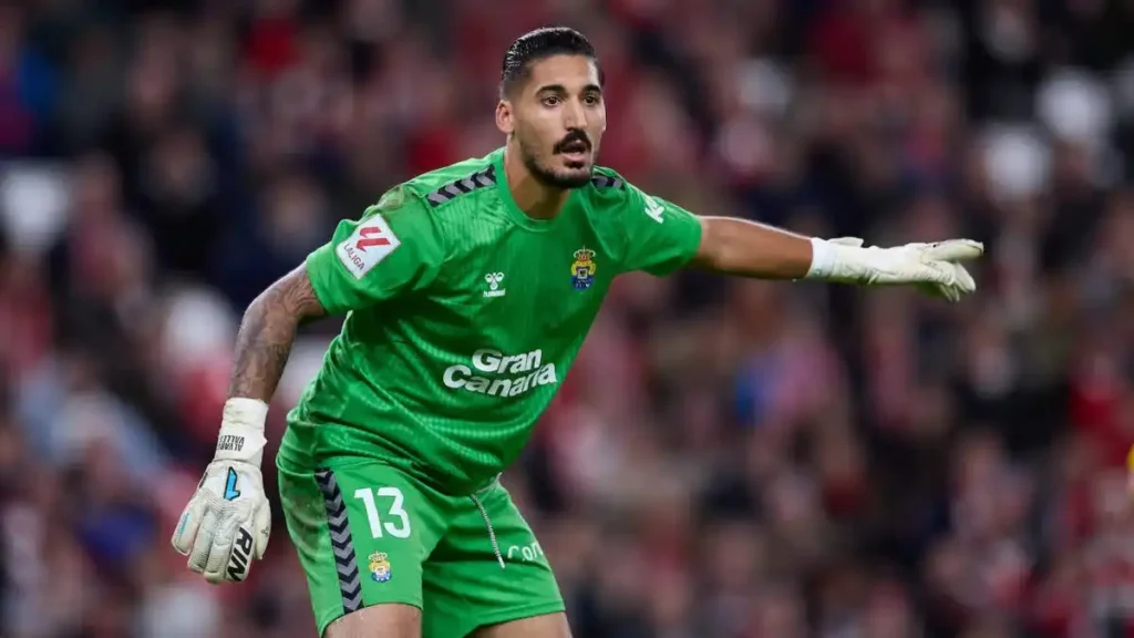 Álvaro Valles: La Revelación en la Portería del Real Betis