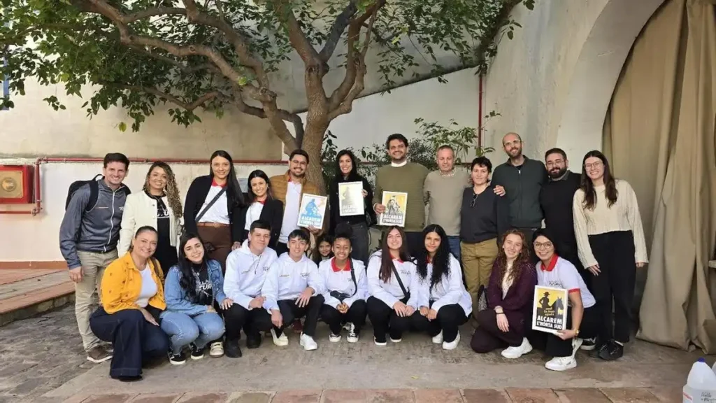 Solidaridad Juvenil: Un Encuentro Internacional Tras las Inundaciones