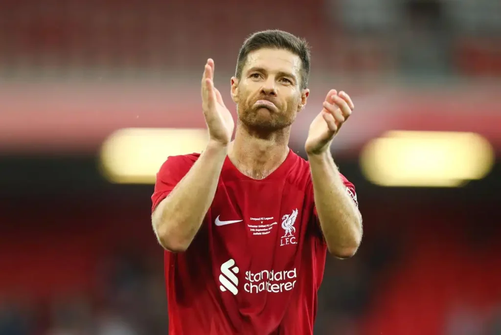 El Regreso de Xabi Alonso a Anfield: Nostalgia y Nuevos Desafíos