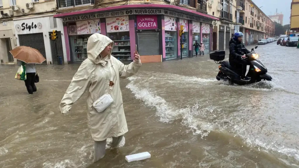 Intensas Lluvias y Tormentas en Málaga: Lo Que Debes Saber