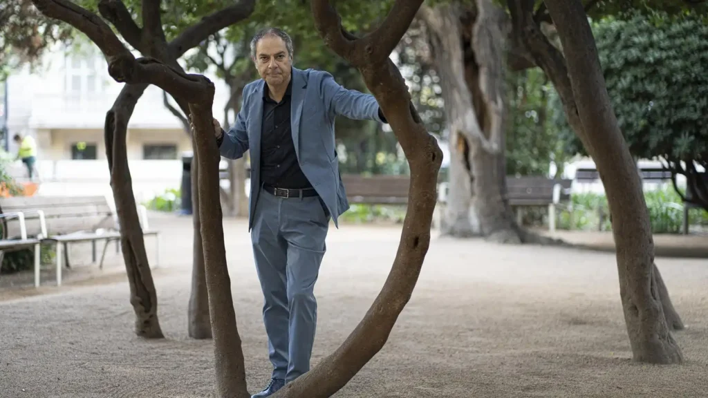 El Éxito de Toni Clapés: Un Viaje a Través de la Radio Informativa