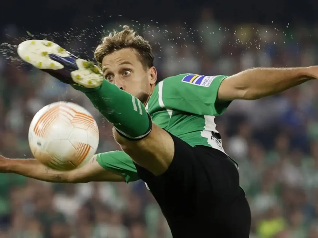 El Futuro Incierto de Sergio Canales: ¿Un Regreso a España?