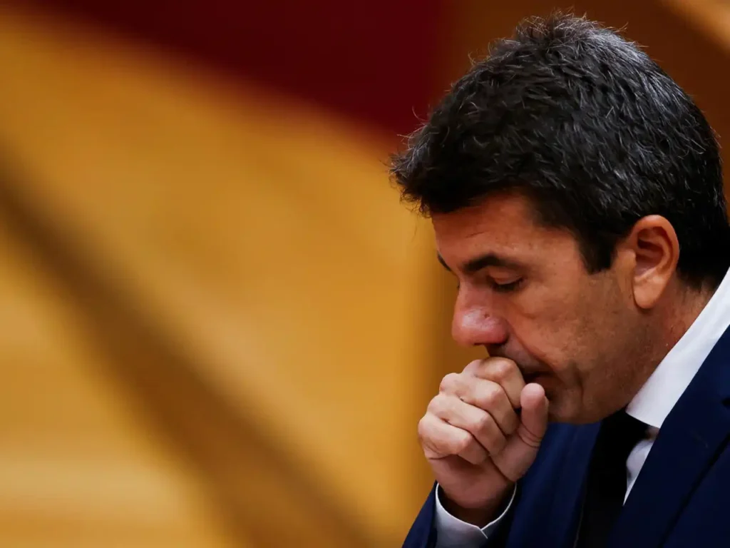 La Controversia en Torno a Carlos Mazón y su Localización Durante la Dana