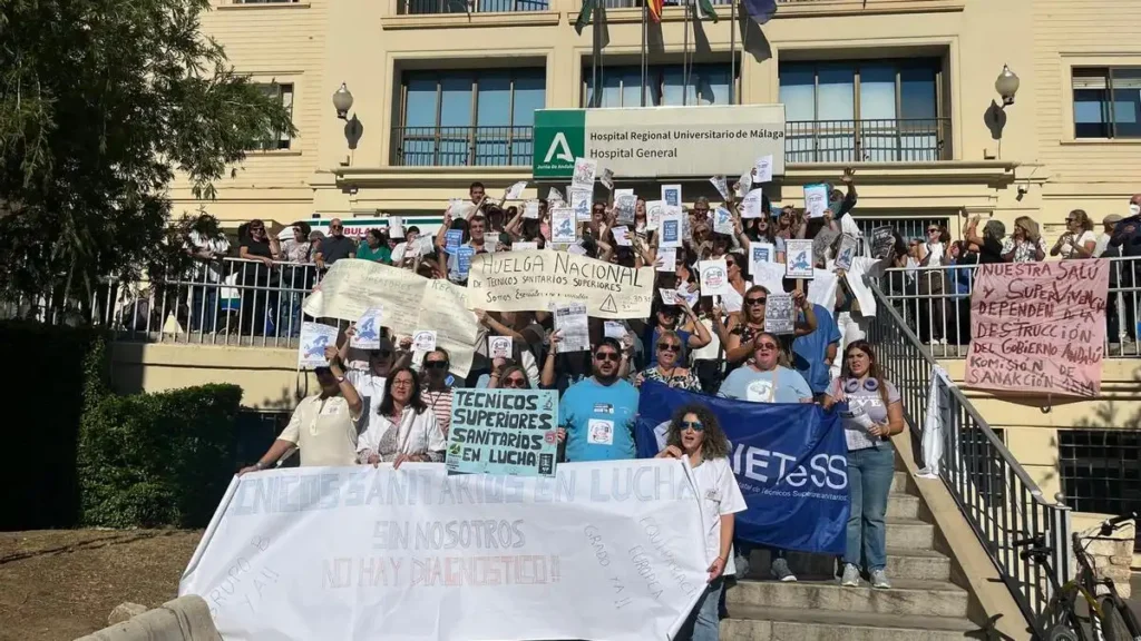 Impacto de la Huelga de Técnicos Sanitarios en el Análisis de Muestras en Málaga