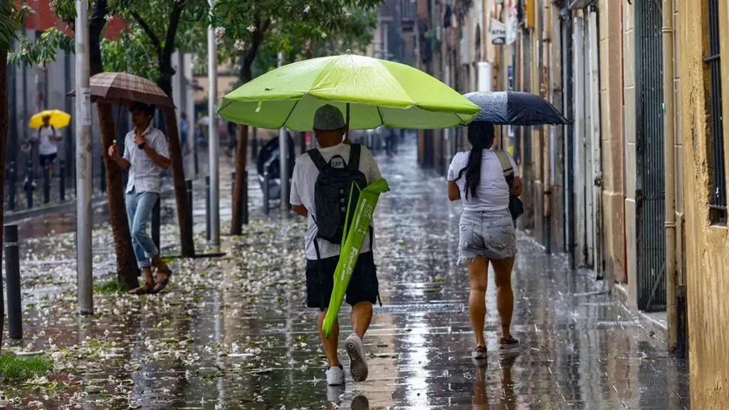 Catalunya en Alerta por Lluvias Intensas: Impacto y Medidas Adoptadas