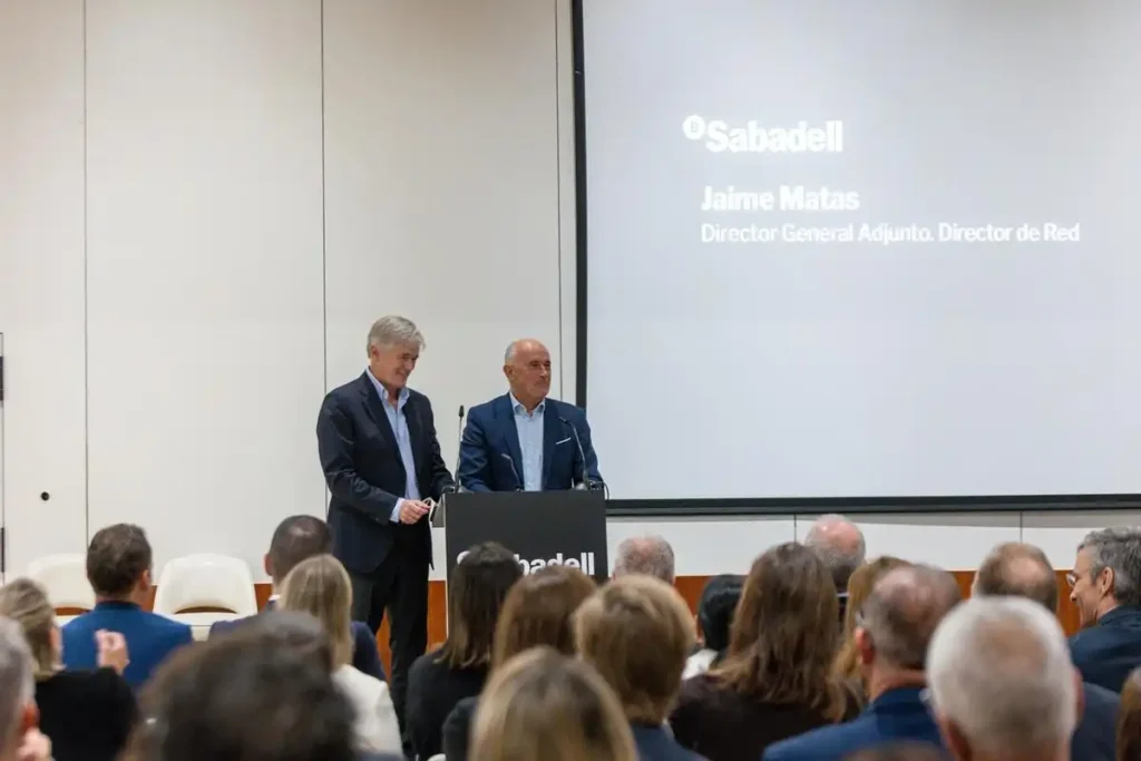 Banco Sabadell Refuerza su Compromiso en el Noroeste de España