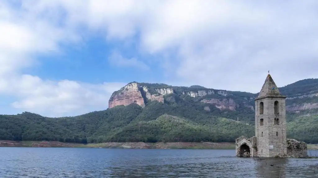 El Renacer de los Pantanos Catalanes: Un Alivio Tras la Sequía