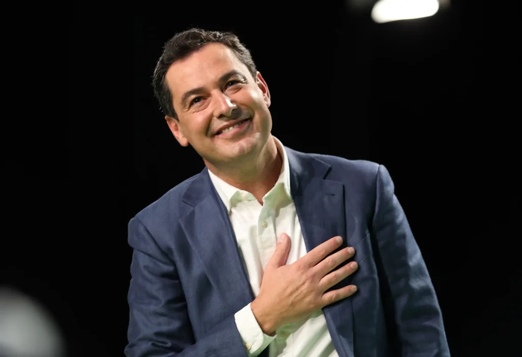 Juanma Moreno: Un Nuevo Capítulo en el Liderazgo del PP Andaluz