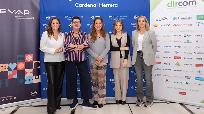 Crisis Política en la Comunidad Valenciana: La Búsqueda de un Nuevo Liderazgo