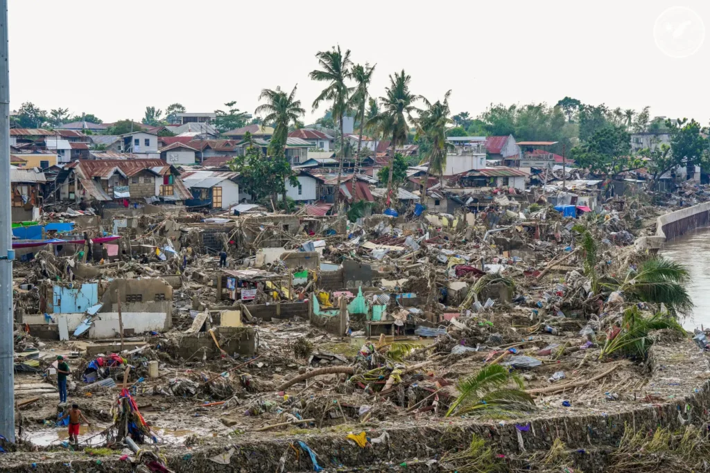 El Impacto Devastador del Supertifón Fung-wong en Filipinas y su Amenaza para Taiwán