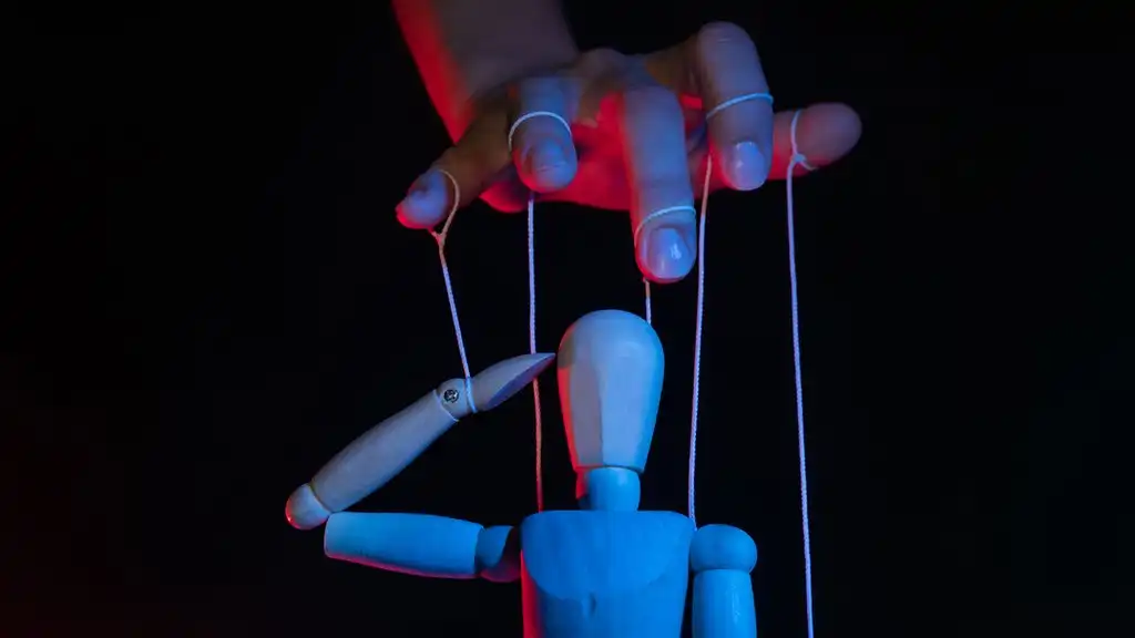 La Controversia del Sectarismo en la BBC: Un Análisis Crítico